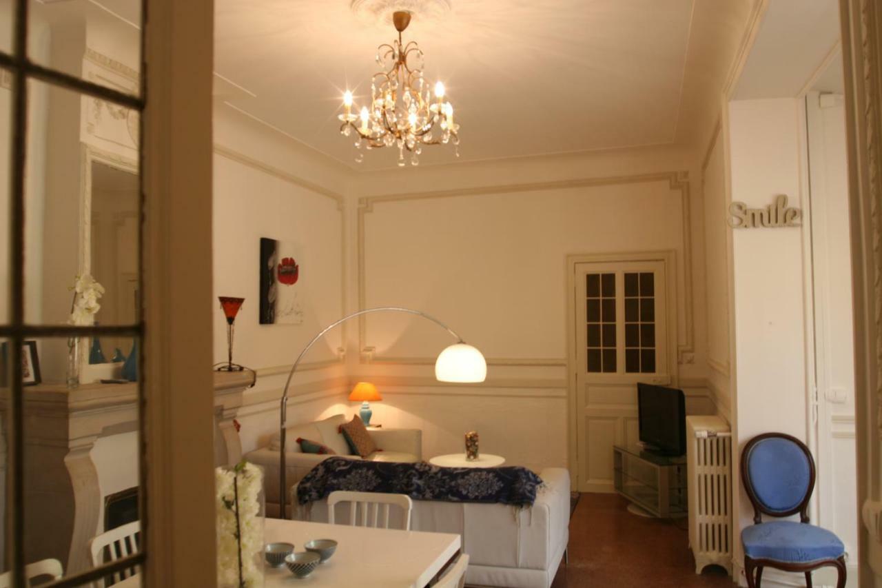 Appart Charme Arenes Nîmes Esterno foto