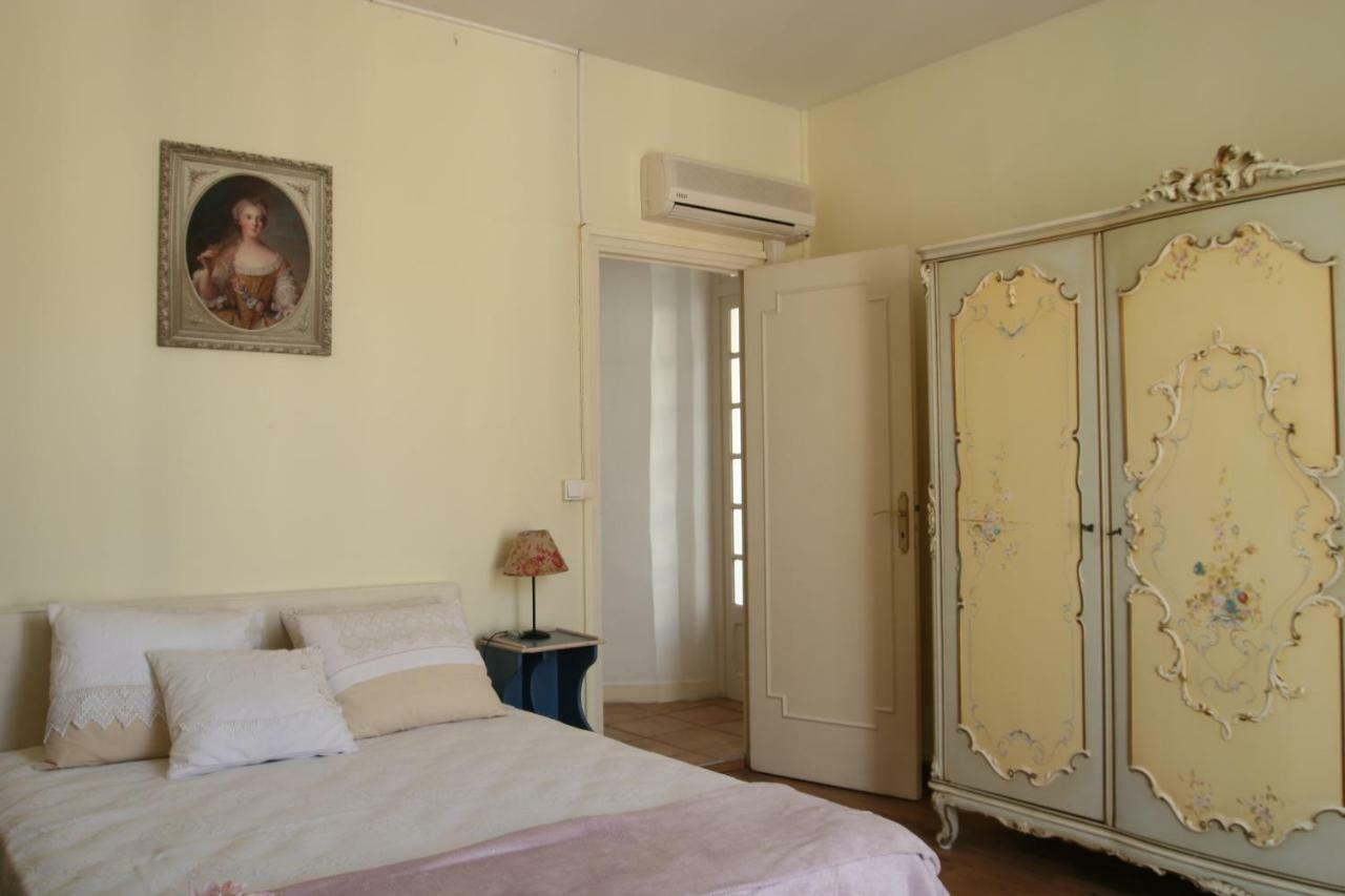 Appart Charme Arenes Nîmes Esterno foto