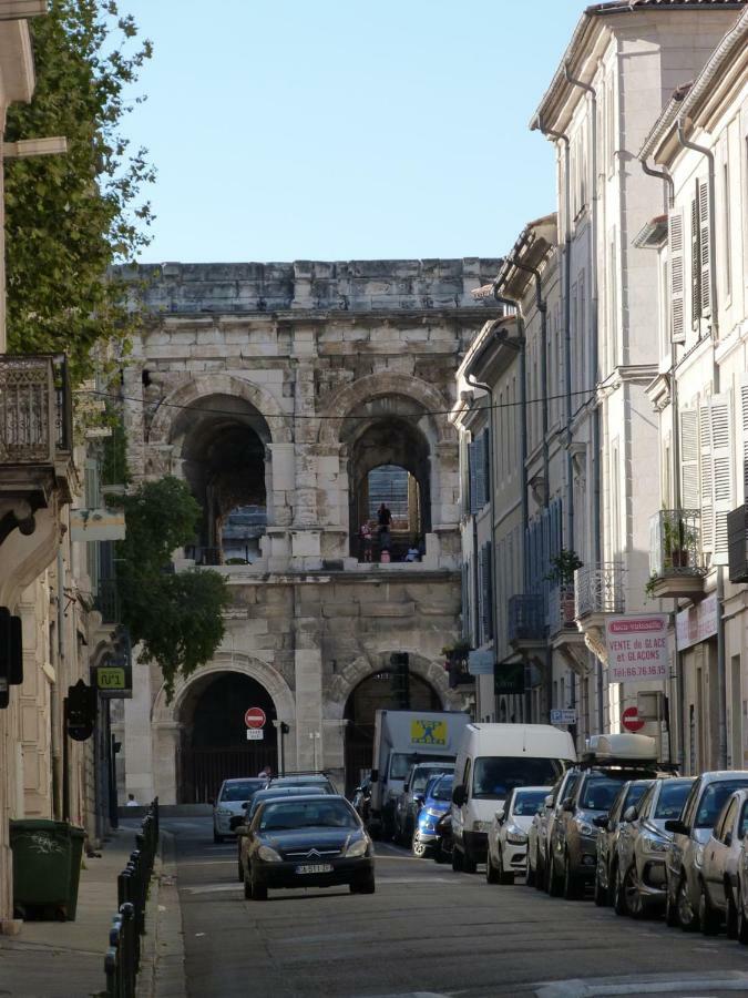 Appart Charme Arenes Nîmes Esterno foto